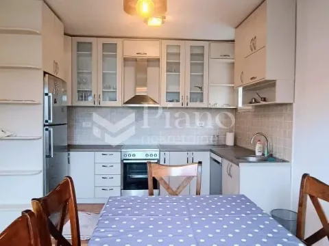 Rent, two bedroom apartment, 82m², Stari Aerodrom, Podgorica - image 1
