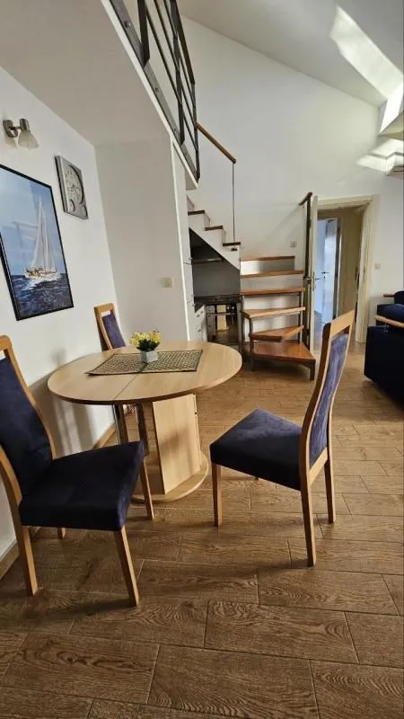 Prodaja, dvosoban stan, 70m², Budva, Crna Gora