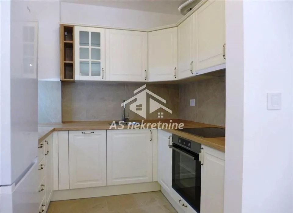 Rent, two bedroom apartment, 60m², Novi Beograd Blok 65, Novi Beograd Sve Podlokacije
