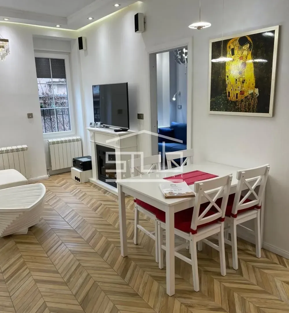 Sale, three bedroom apartment, 63m², Stari Grad, Beograd