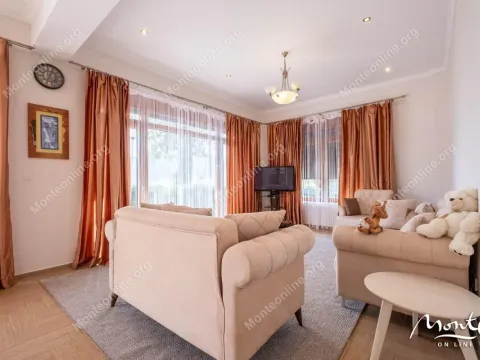 Sale, two bedroom apartment, 79m², Orahovac, Kotor - image 4