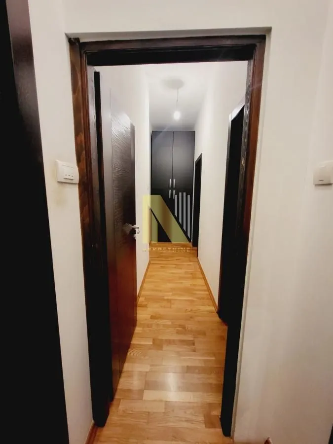 Sale, four bedroom apartment, 108m², Bulevar Oslobodjenja, Novi Sad Sve Podlokacije