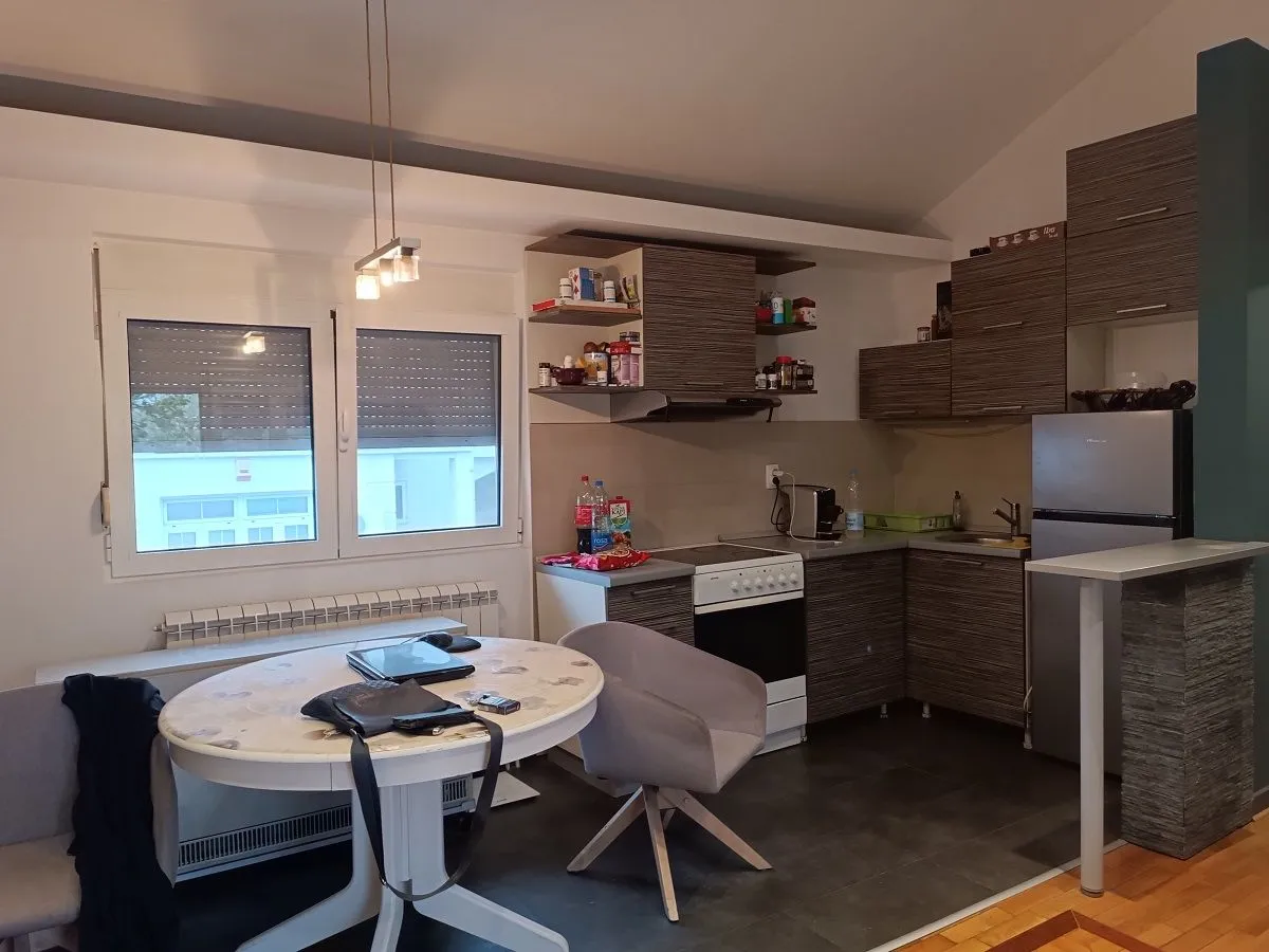 Sale, house, 110m², Altina, Beograd