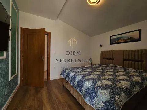 Izdavanje, trosoban stan, 100m², Bjeliši, Bar - image 13