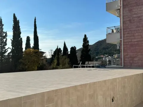 Sale, two bedroom apartment, 60m², Petrovac, Budva - image 22