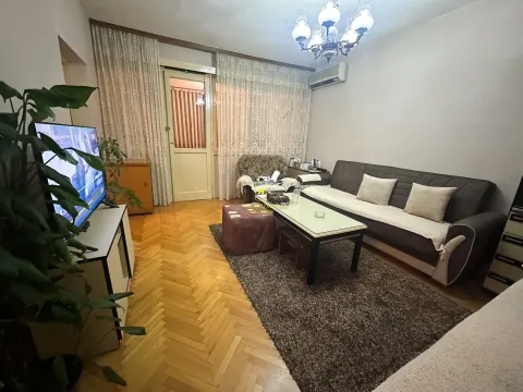 Prodaja, dvosoban stan, 72m², Baston, Podgorica - image 2