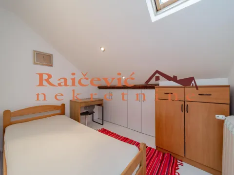 Rent, one bedroom apartment, 35m², Savski Venac, Beograd - image 12