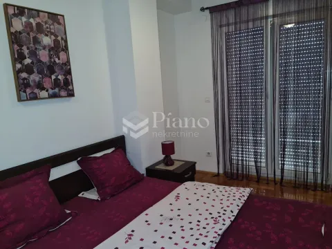 Rent, two bedroom apartment, 75m², City Kvart, Podgorica - image 8