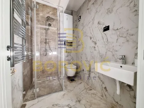 Prodaja, trosoban stan, 100m², Kluz, Zvezdara Sve Podlokacije - image 15