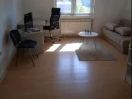 Izdavanje, garsonjera, 30m², Bulevar Evrope, Novi Sad Sve Podlokacije - image 1