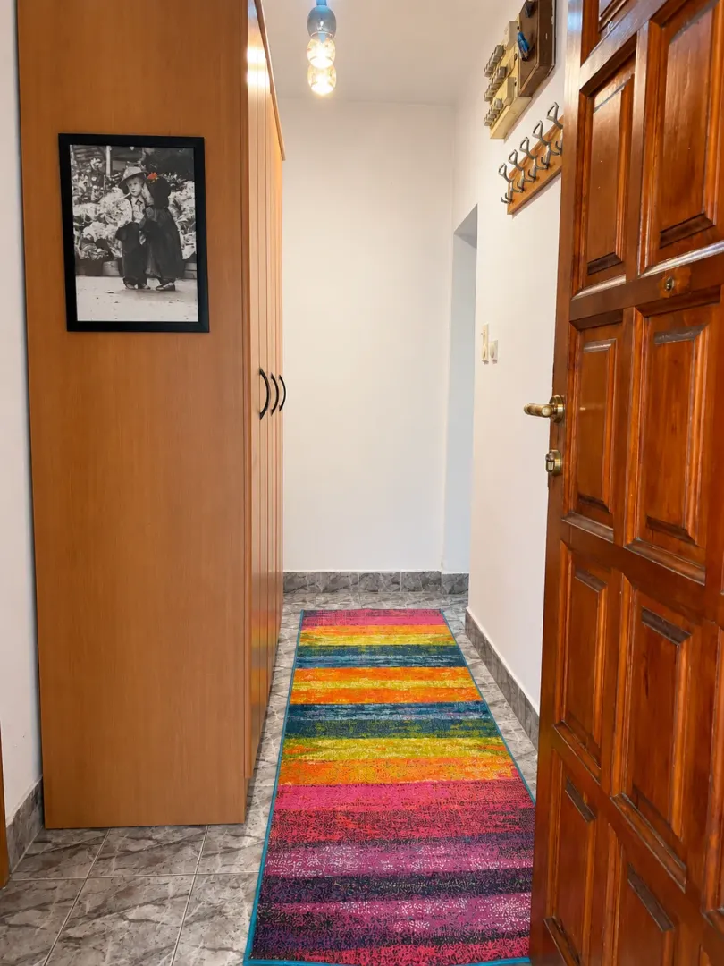 Izdavanje, kuća, 106m², Pobrežje, Podgorica