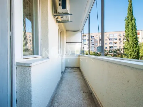 Rent, office space, 89m², Preko Morače, Podgorica - image 12