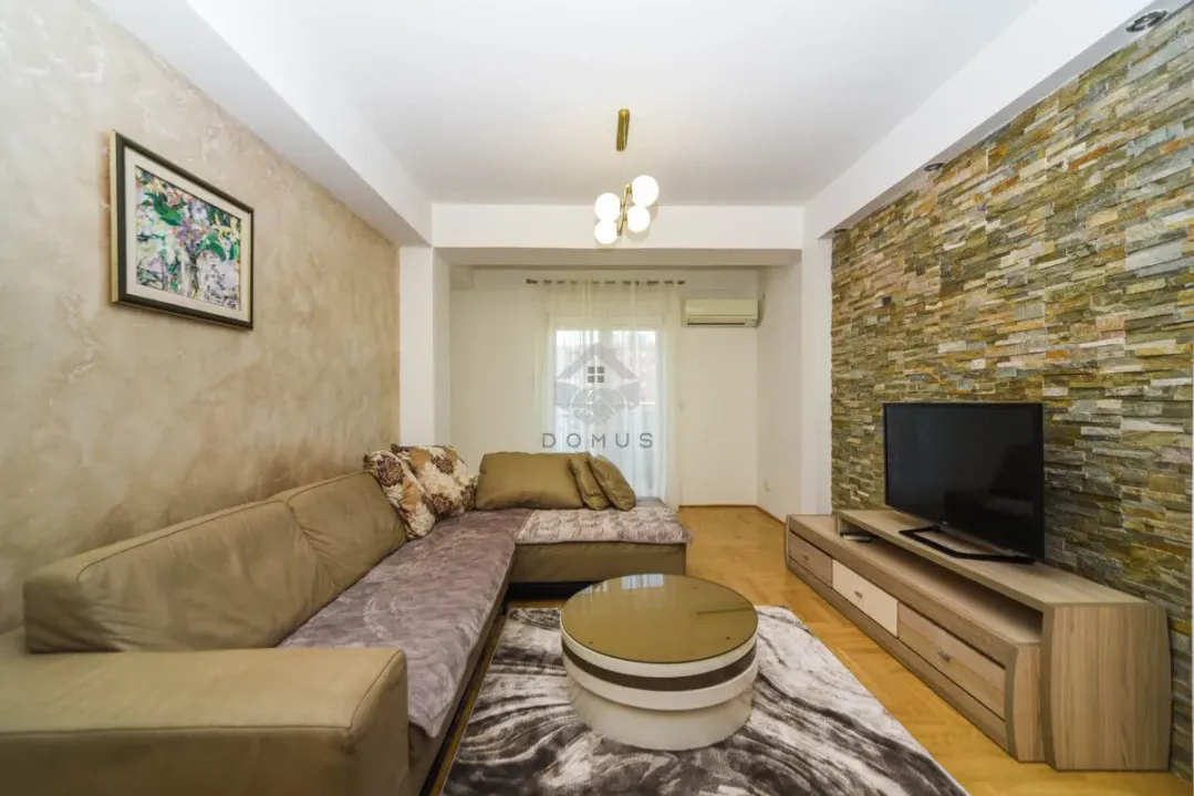Rent, three bedroom apartment, 95m², City Kvart, Podgorica