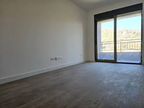 Izdavanje, poslovni prostor, 67m², Preko Morače, Podgorica - image 6