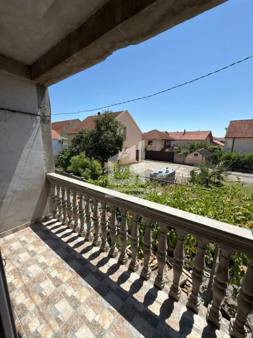 Rent, house, 85m², Tološi, Podgorica