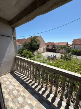 Rent, house, 85m², Tološi, Podgorica - image 5