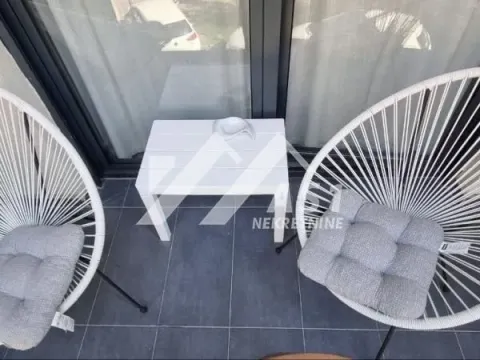 Izdavanje, dvosoban stan, 38m², Sajam, Novi Sad Sve Podlokacije - image 7