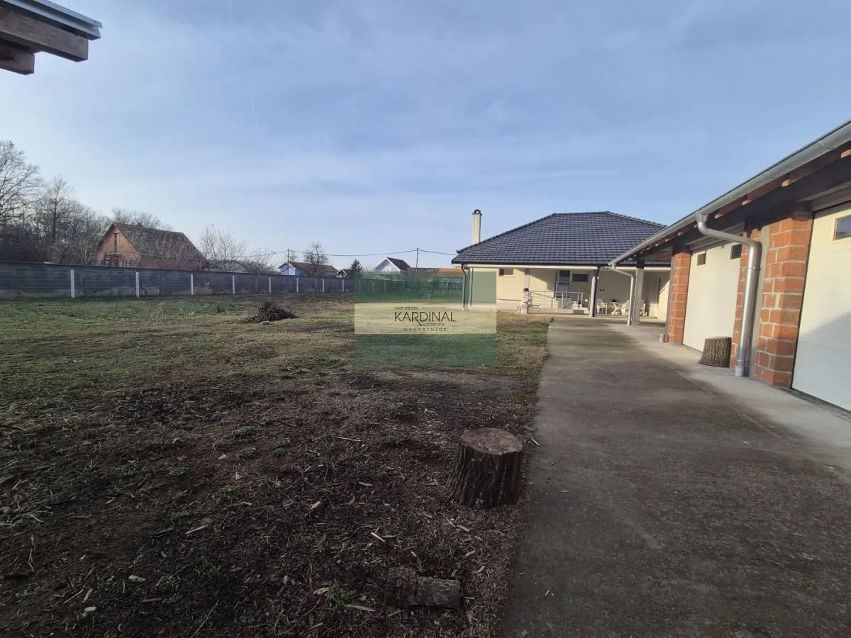 Prodaja, kuća, 271m², Šuljkovac, Jagodina