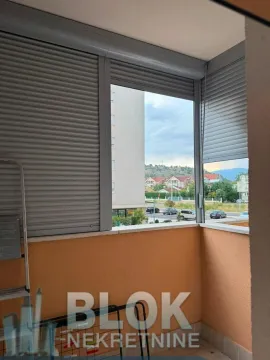 Rent, two bedroom apartment, 65m², City Kej, Podgorica - image 12