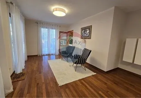 Sale, four bedroom apartment, 200m², Gorica C, Podgorica - image 10