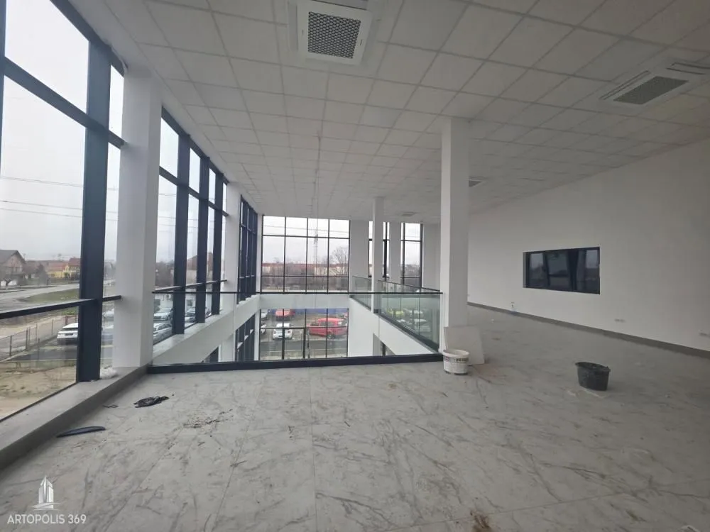 Rent, office space, 3500m², Šimanovci, Pećinci