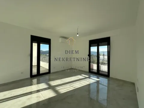 Izdavanje, jednosoban stan, 47m², Čeluga, Bar - image 7