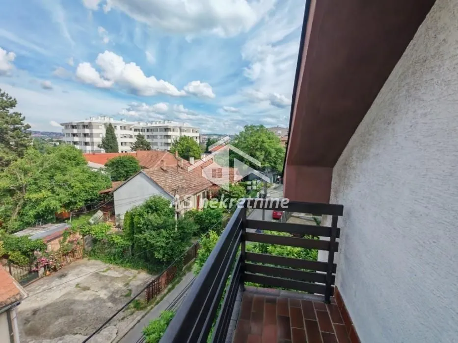 Izdavanje, kuća, 360m², Voždovac Sve Podlokacije, Beograd