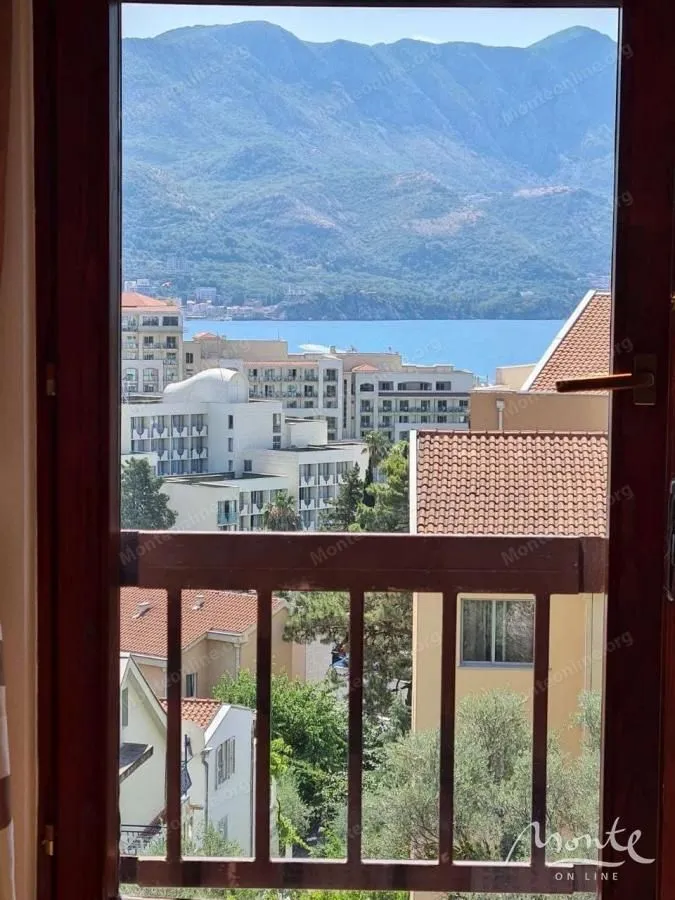 Prodaja, jednosoban stan, 34m², Bečići, Budva