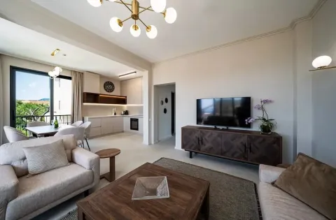Daily-rent, house, 223m², Reževići, Budva - image 5