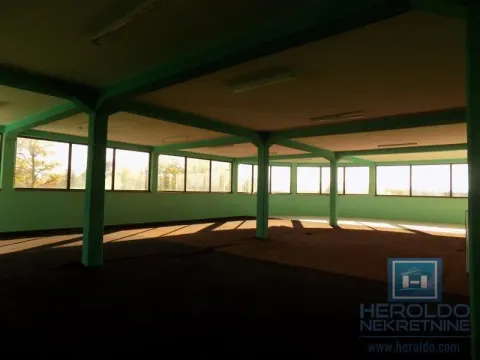 Rent, office space, 1300m², Supska, Ćuprija - image 33