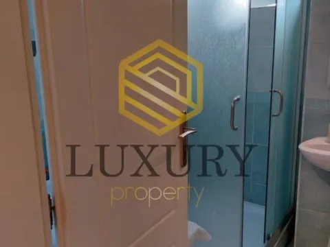 Izdavanje, dvosoban stan, 70m², Pejton, Podgorica - image 11