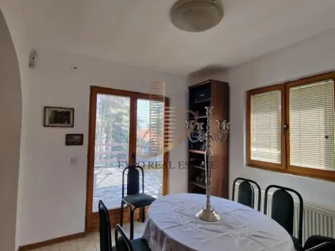 Prodaja, kuća, 290m², Sopot, Beograd - image 11