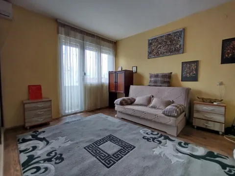 Izdavanje, jednosoban stan, 50m², Stara Varoš, Podgorica - image 5