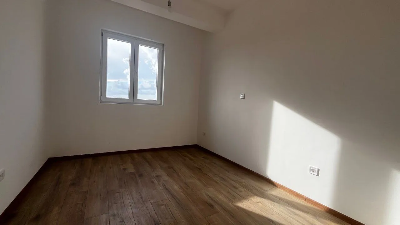 Sale, two bedroom apartment, 54m², Petrovac, Budva