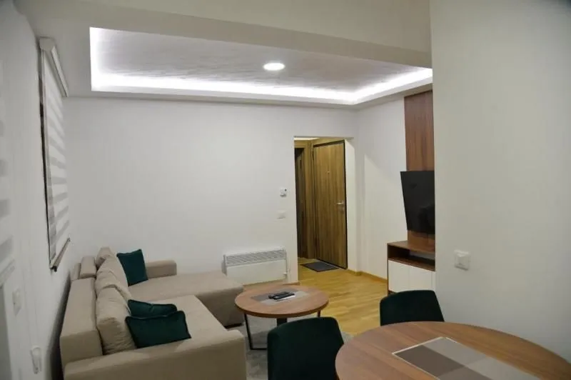 Prodaja, dvosoban stan, 32m², Centar, Čajetina