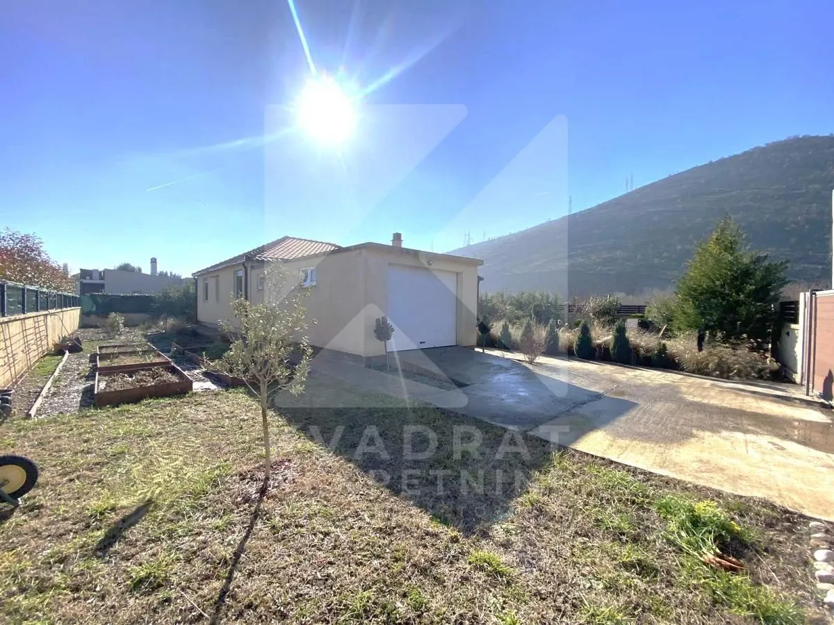 Rent, house, 146m², Tološi, Podgorica