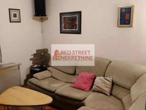 Prodaja, kuća, 218m², Gradska Bolnica, Zvezdara Sve Podlokacije - image 4