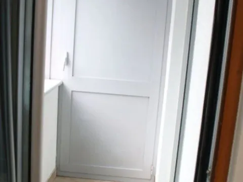 Izdavanje, jednosoban stan, 42m², Centar, Podgorica - image 9