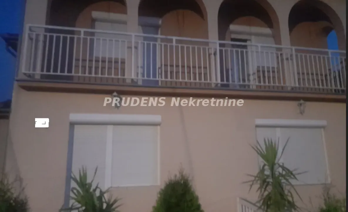 Prodaja, kuća, 165m², Dobanovci, Surčin