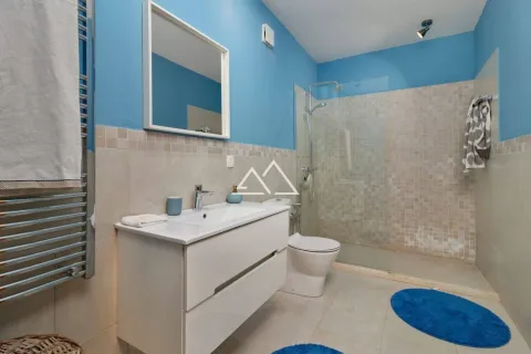 Sale, two bedroom apartment, 158m², Tivat, Crna Gora - image 20
