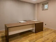 Izdavanje, poslovni prostor, 89m², Kod Capital Plaze, Podgorica - image 2