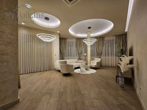 Rent, two bedroom apartment, 117m², Centar, Budva - image 1