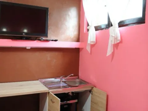 Izdavanje, jednosoban stan, 54m², Centar, Nikšić - image 10