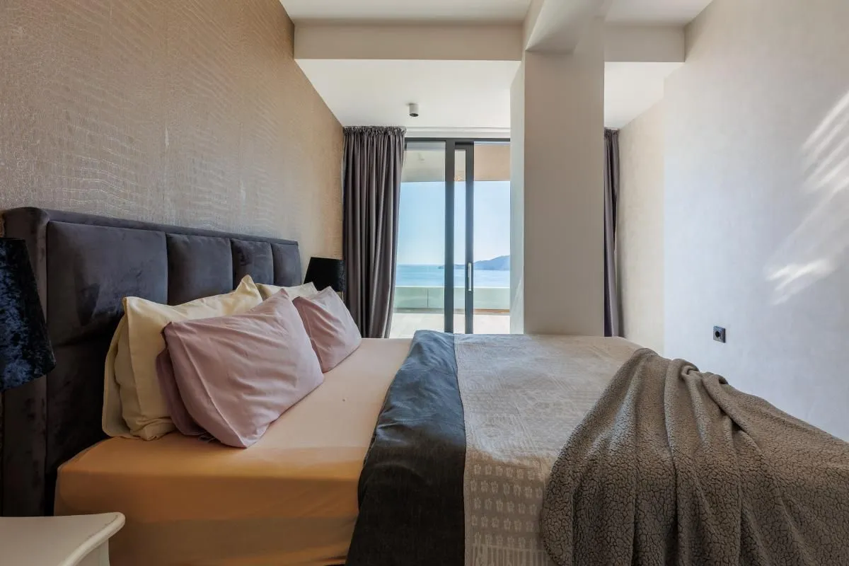 Sale, one bedroom apartment, 49m², Bečići, Budva