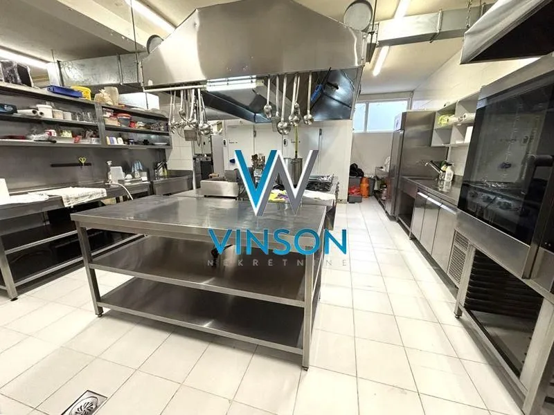 Sale, office space, 105m², Salajka, Novi Sad Sve Podlokacije