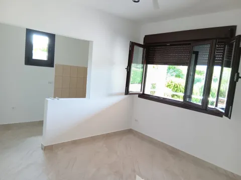 Prodaja, kuća, 180m², Podgorica, Crna Gora - image 6