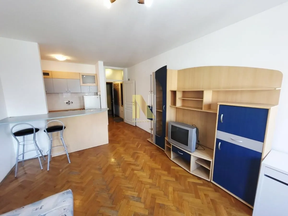 Prodaja, garsonjera, 29m², Centar, Novi Sad