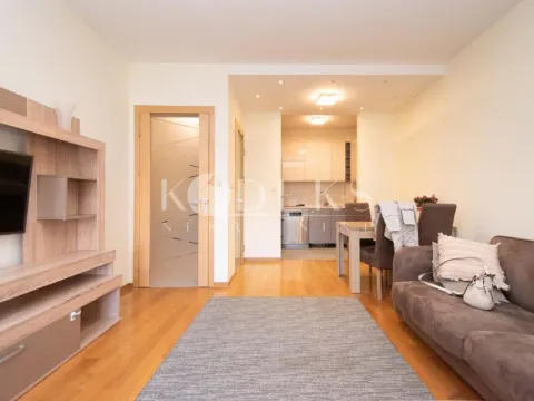Rent, three bedroom apartment, 94m², Momišići, Podgorica