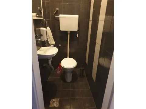 Izdavanje, dvosoban stan, 81m², Niš, Srbija - image 14