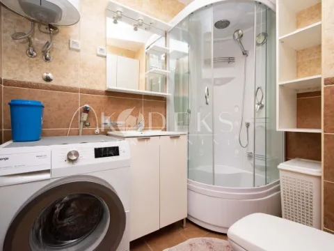 Rent, two bedroom apartment, 73m², Dalmatinska ulica, Podgorica - image 10